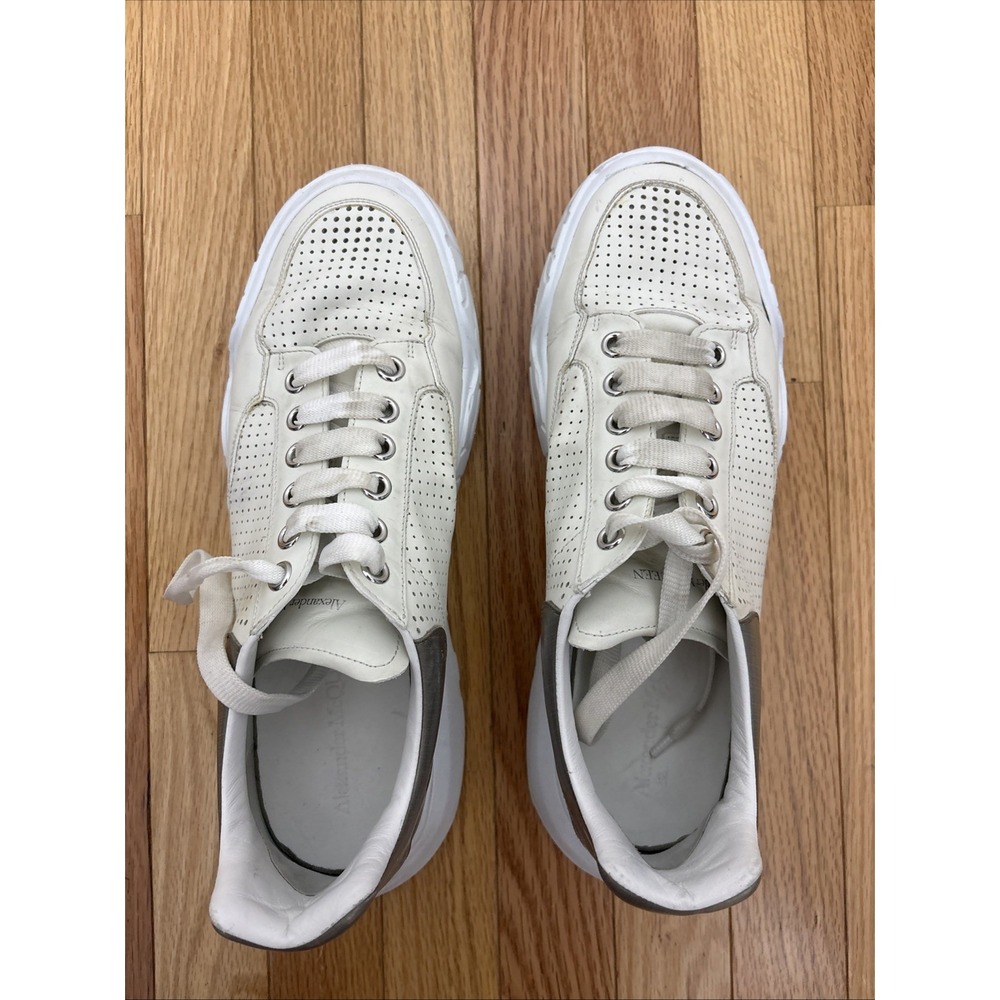 Men's Alexander McQueen Perforated Court Sneakers White 688542 WIAA8 44 J